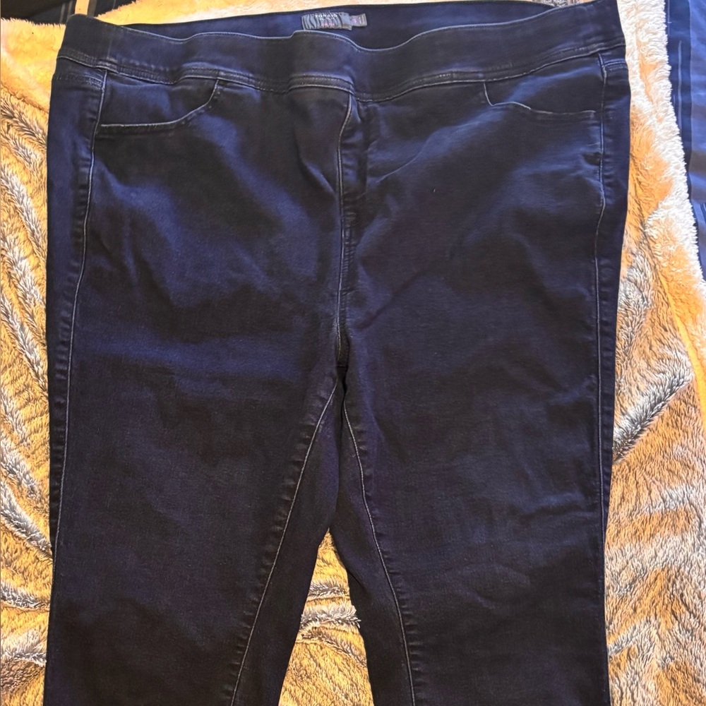 Torrid Plus Size Women's Dark Blue  Skinny Jeggings